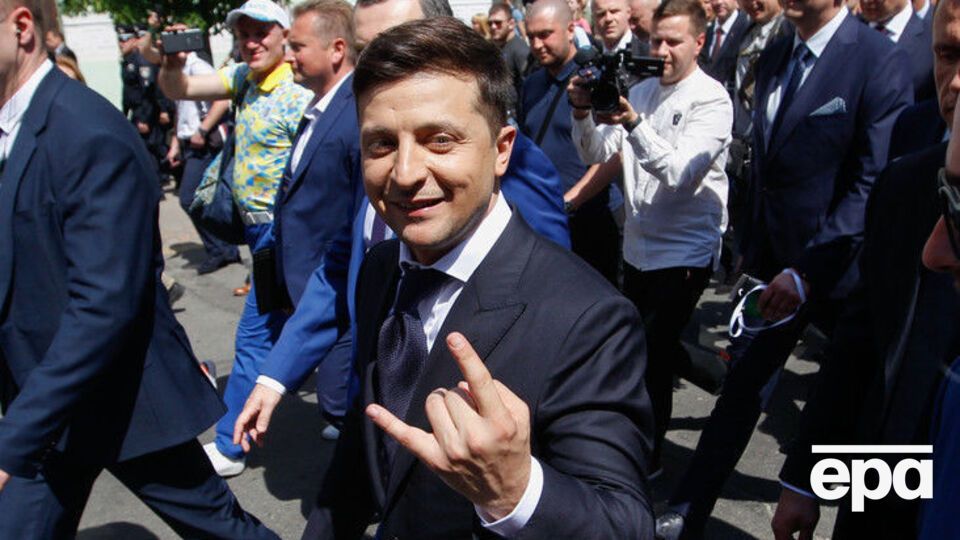 Зеленский: Как было бы круто, что когда ты едешь на работу и не только получаешь новости, но и реально контролируешь, какие законопроекты подаются, можешь их изменять