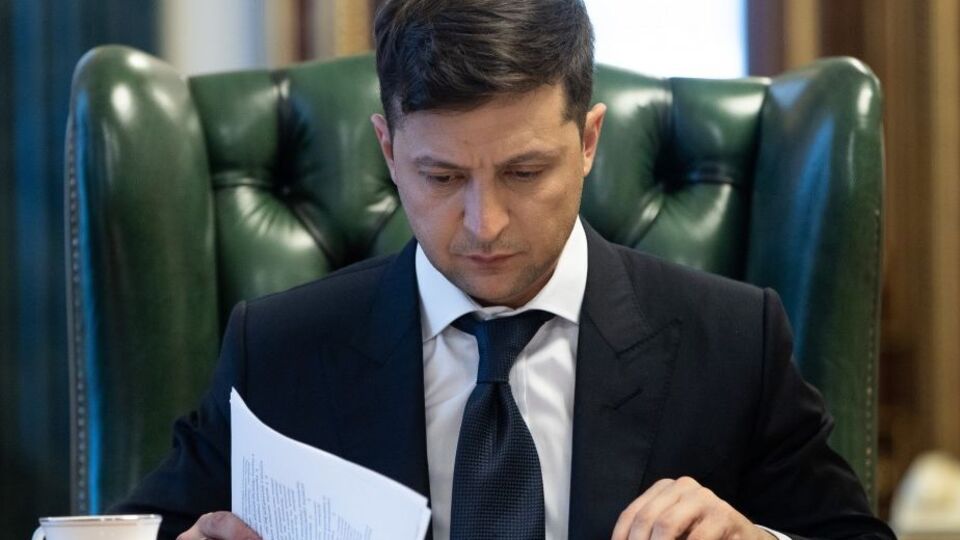 Автор петиції вважає, що перші заяви та дії Зеленського розчаровують його виборців