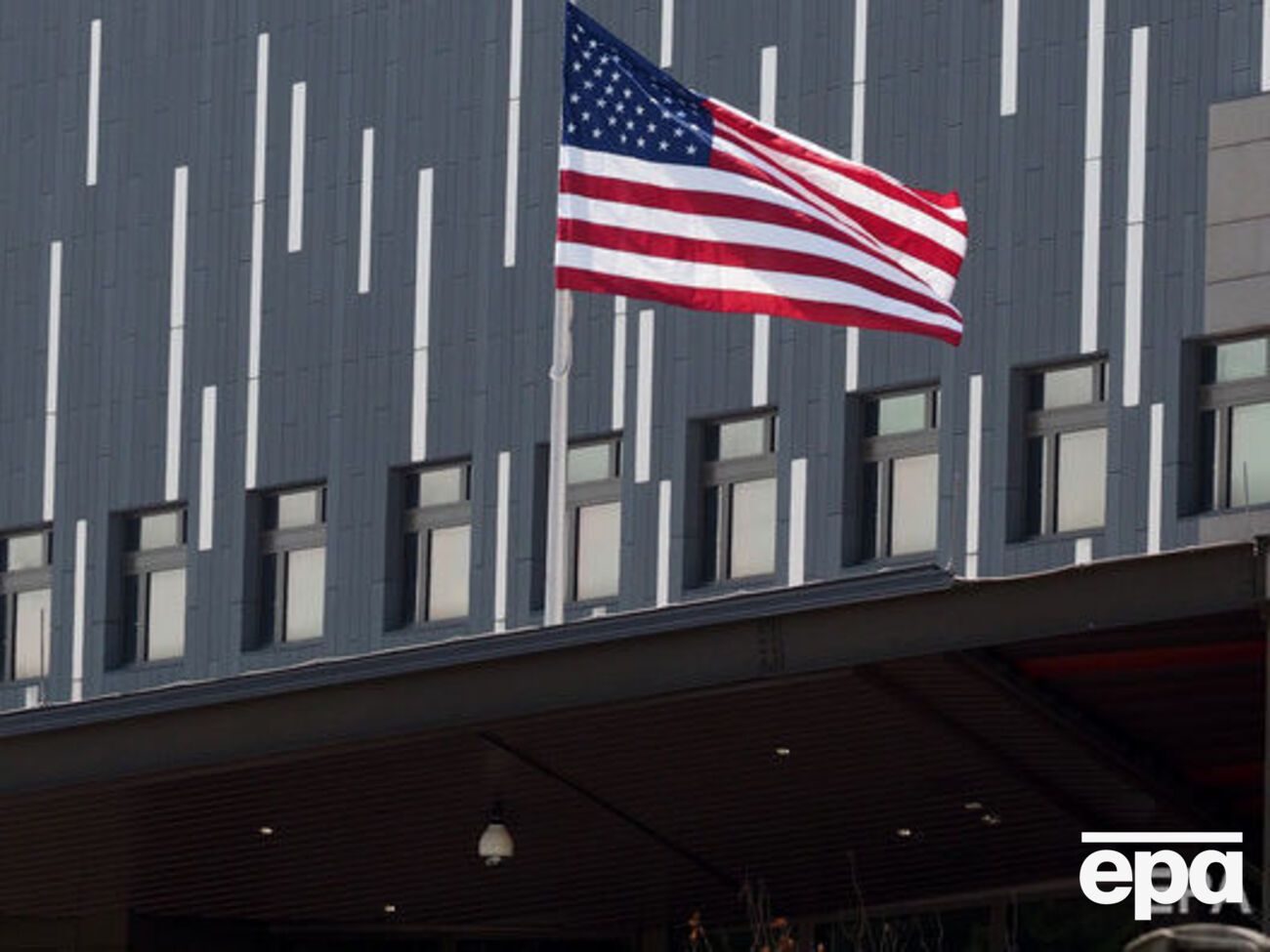 Посольство повідомило, що США виділили Україні $1 млрд