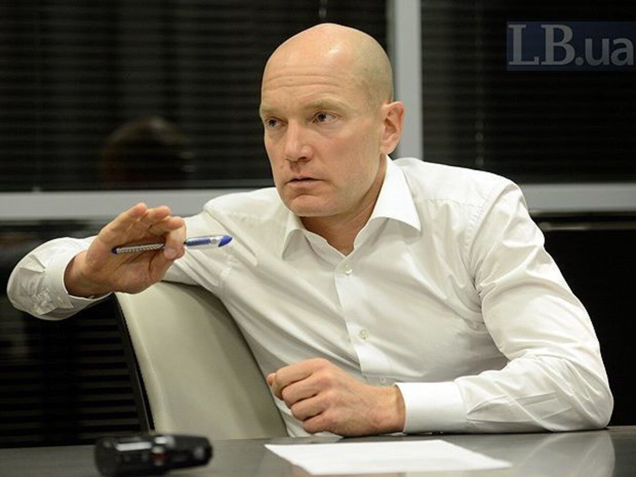 Фиала заявил, что ему не просто представить, как человек из "орбиты Коломойского" кардинально изменится и будет действовать на благо страны