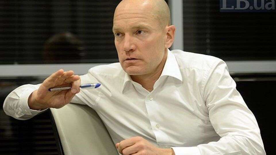 Фіала заявив, що йому не просто уявити, як людина з "орбіти Коломойського" кардинально зміниться та буде діяти на благо країни