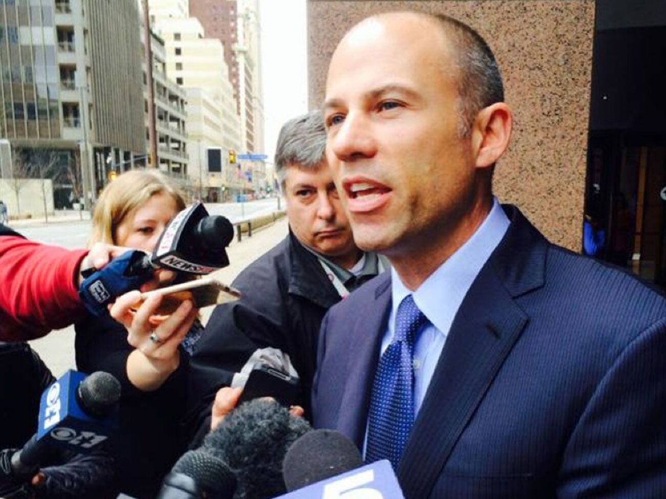 Клиффорд прекратила сотрудничество с Авенатти