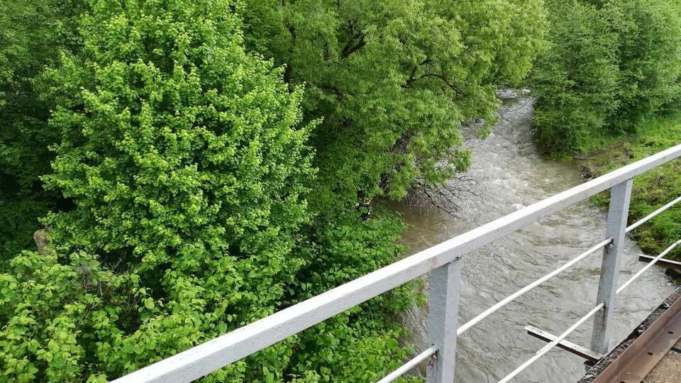 Ребенок упал в воду по неосторожности
