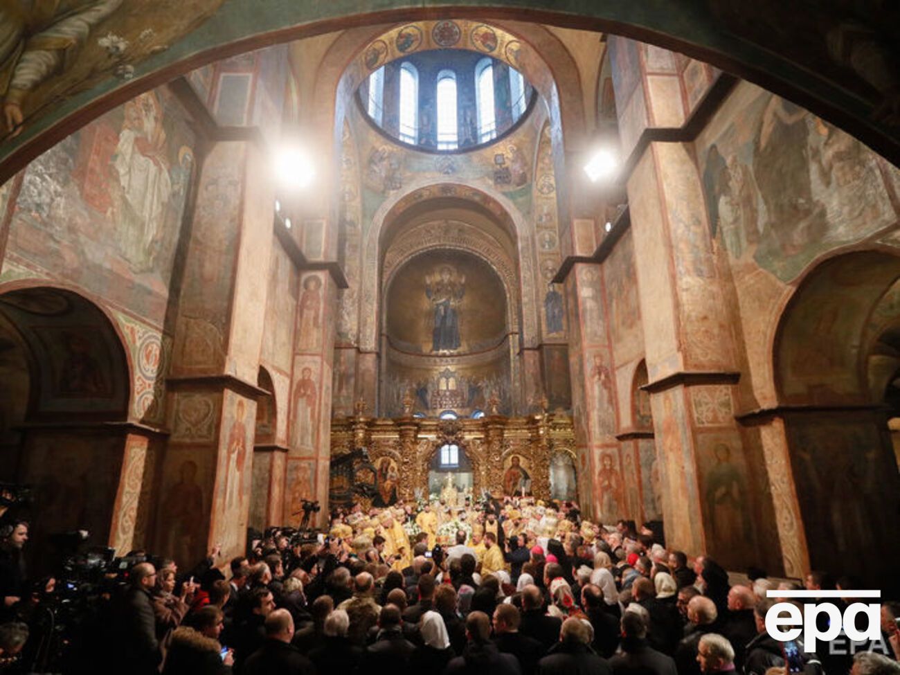 Священники ПЦУ могут баллотироваться в местные советы по благословению архиерея