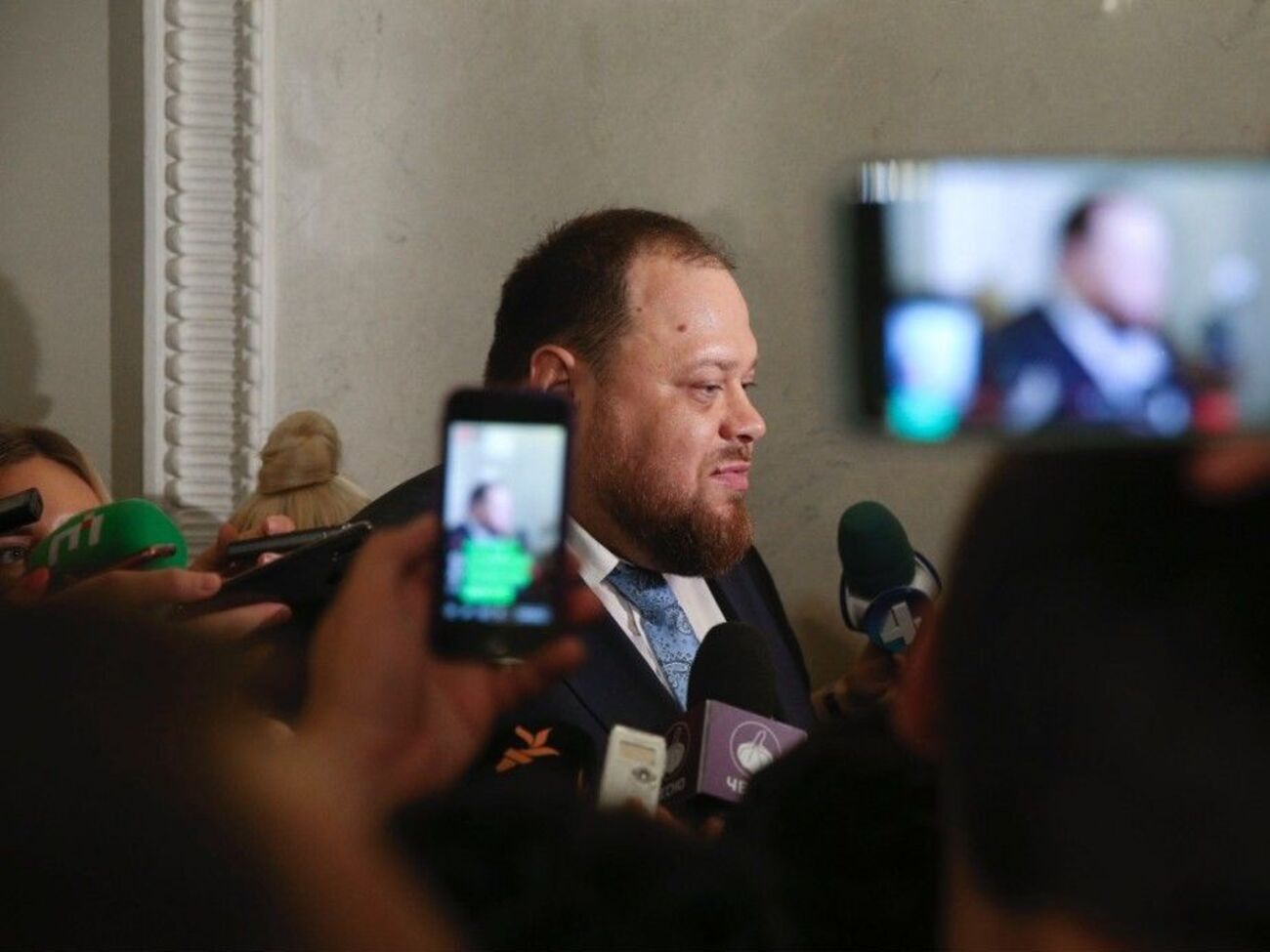 Стефанчук:&nbsp;Питання, щодо яких напередодні був консенсус про їх включення до порядку денного, не здобули підтримки народних депутатів