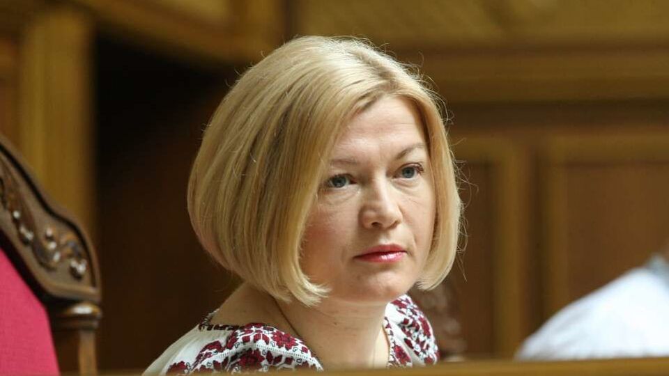 Геращенко: П'ять попередніх років Банкову, Верховну Раду, Кабмін, обладміністрації чи не щодня пікетували, і це іноді бували досить агресивні, а не тихі акції