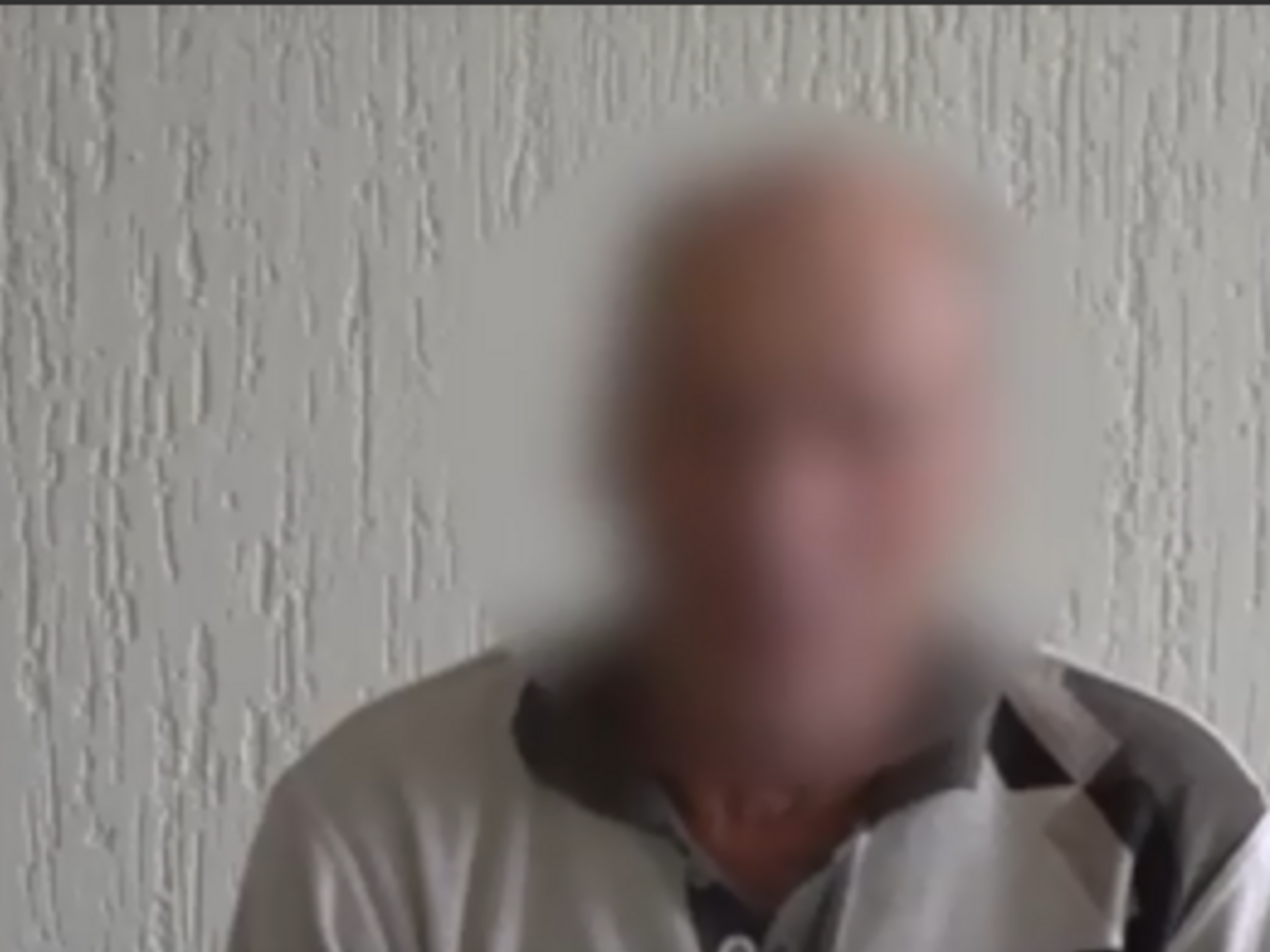 По словам мужчины, на подконтрольную правительству территорию Луганской области он приехал, чтобы "восстановить украинскую пенсию"