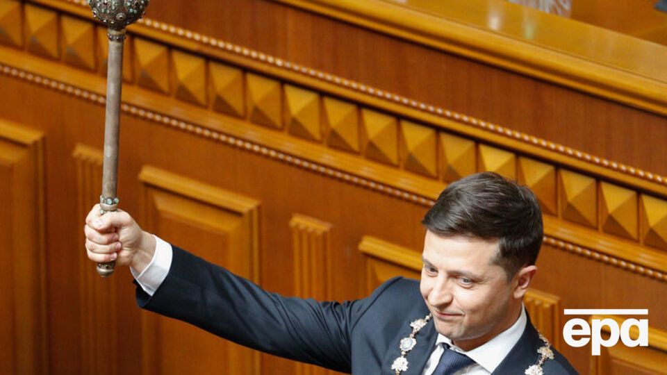 Зеленский вступил в должность президента Украины