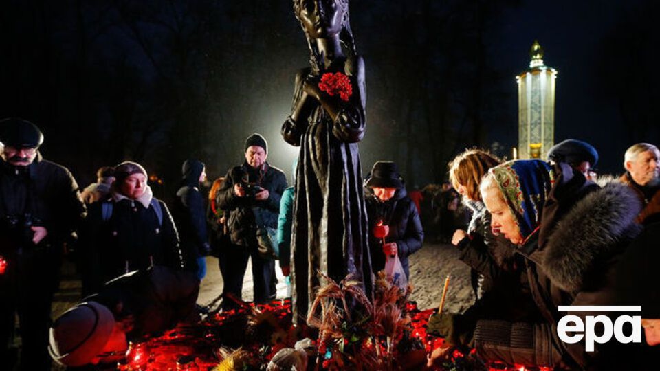 По оценке Института демографии и социальных исследований имени Михаила Птухи, в Украине от Голодомора умерло не менее 3,9 млн человек