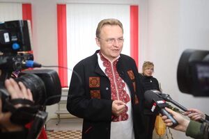 Садовый: Петр Порошенко, надеюсь, что сценарий "хаос и грабеж" в исполнении львовских депутатов от БПП с вами просто не согласовывали
