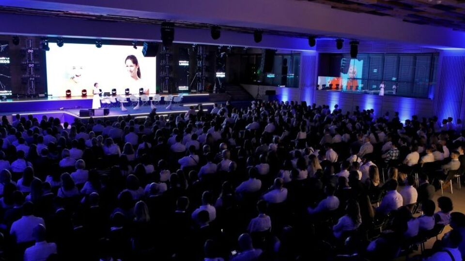 В конференции приняла участие топ-менеджер компании Linkos Group Олеся Линник