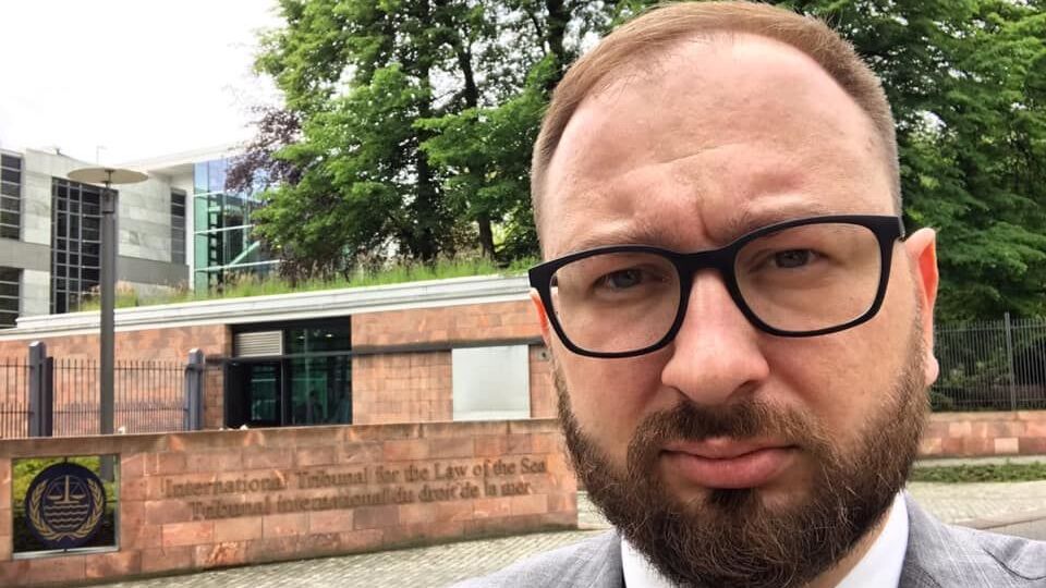 Полозов: Срок предоставления властями РФ отчета перед Международным трибуналом ООН по морскому праву о выполнении его решения истекает 25 июня 2019 года