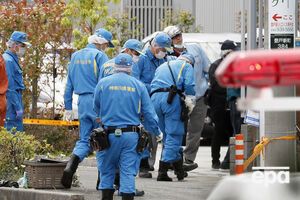 Полиция нашла на месте происшествия два ножа