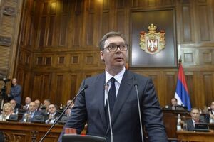 Вучич привел в готовность армию Сербии из-за ситуации в Косово