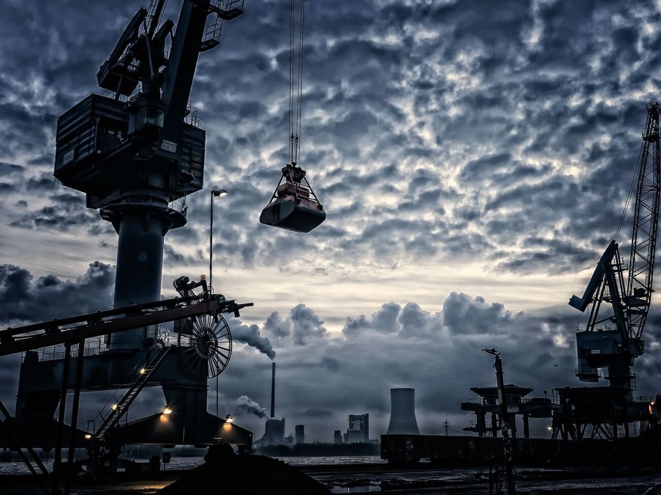 Про затримання танкера Sea Shark поблизу порту Айн Сохна стало відомо 19 травня