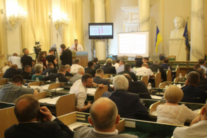 Львівська облрада попросила Зеленського використовувати під час публічних заходів лише українську мову