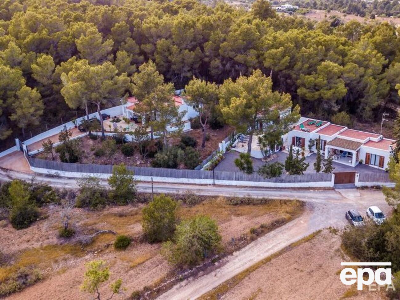 Для тайной видеосъемки политиков заговорщики сняли виллу на Ибице