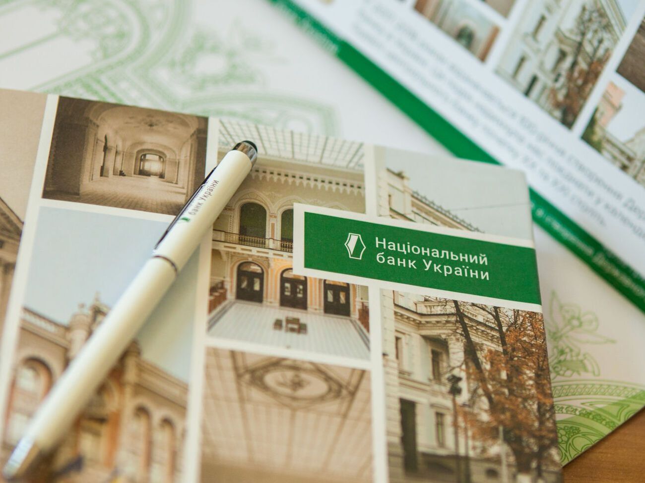 У НБУ стверджують, що міжнародних резервів достатньо для виконання зобов'язань