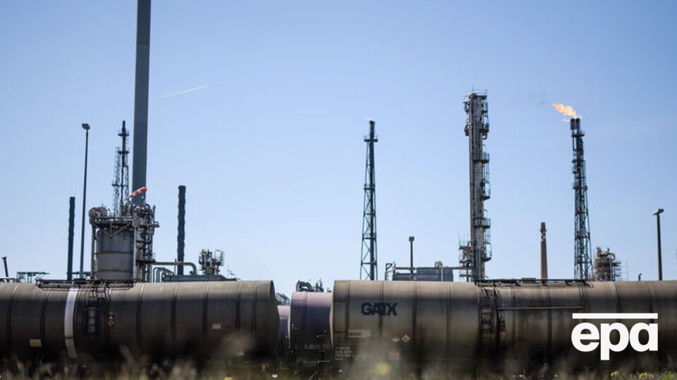 С 1 июня вывозить из России в Украину нефть, нефтепродукты и уголь можно только при наличии специального разрешения