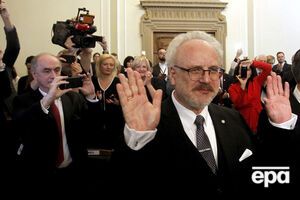 Левітс буде президентом країни чотири роки