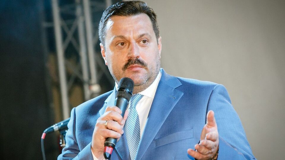Андрій Деркач: Так далі тривати не може. В Україні має з'явитися легітимний міністр охорони здоров'я