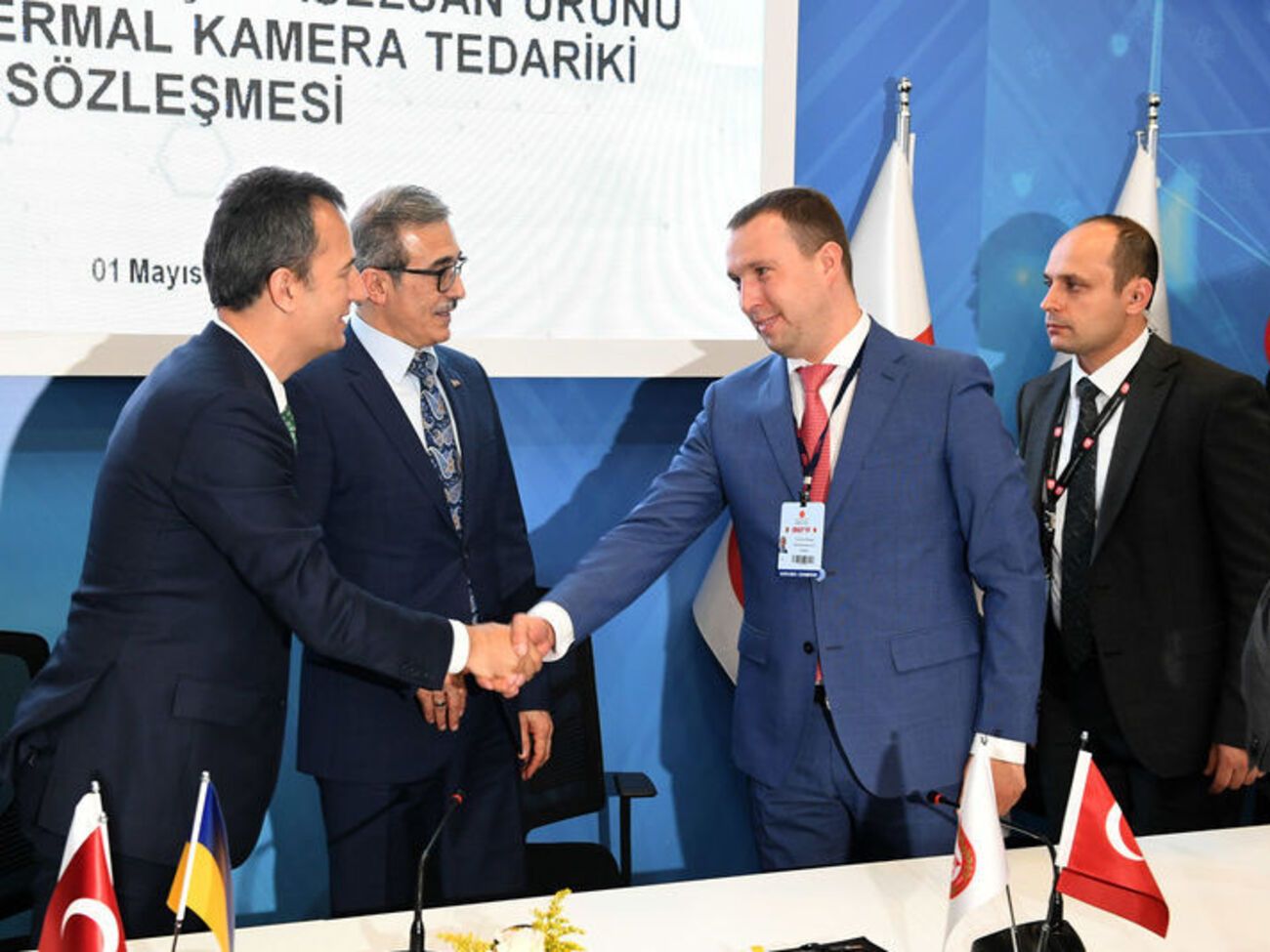 "Спецтехноэкспорт", в свою очередь, выполняет ряд экспортных поставок военной продукции украинского производства для турецкой ASELSAN