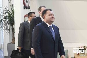Полторак зазначив, що не хоче оцінювати слова Коломойського