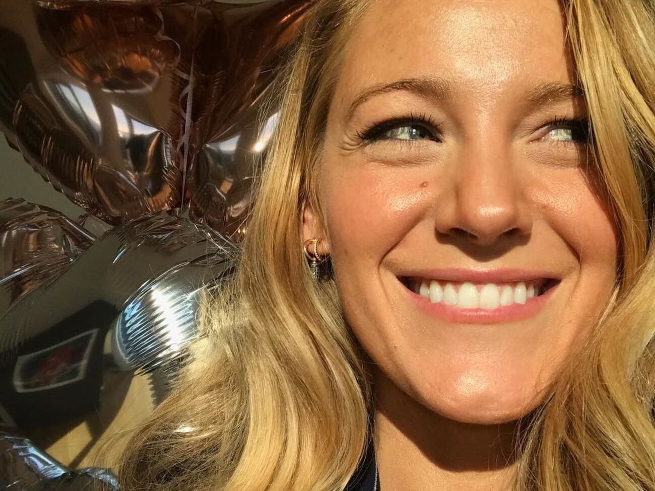 Лайвли на светском мероприятии показала округлившийся живот