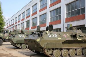 В случае успешного завершения испытаний комплекс будет принят на вооружение, сказал Полторак