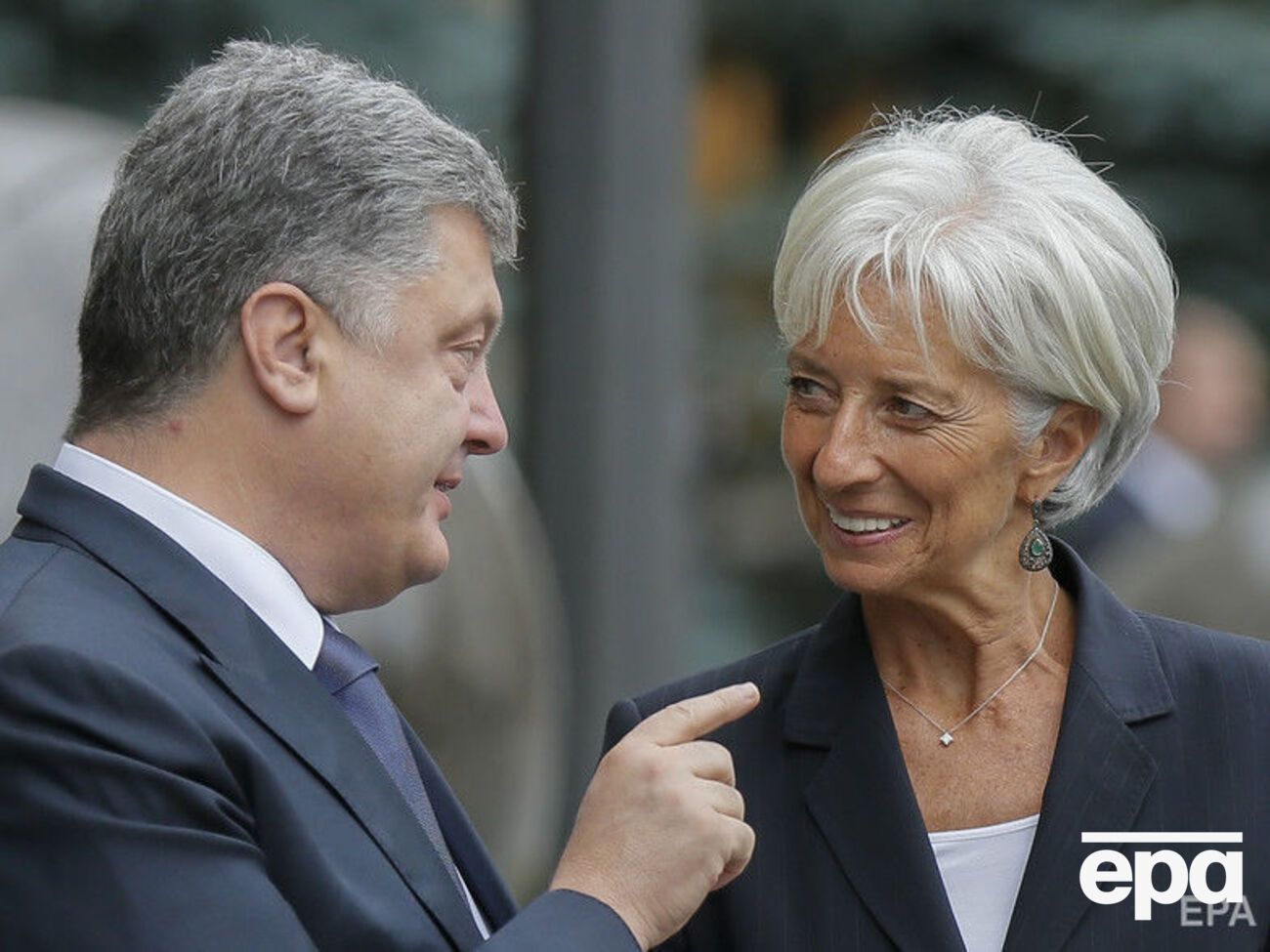 Порошенко і Лагард поговорили телефоном