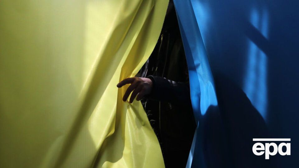 Действующее избирательное законодательство предусматривает смешанную систему выборов и закрытые партийные списки