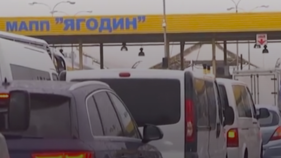 Водій стверджує, що про заборонений вантаж не знав