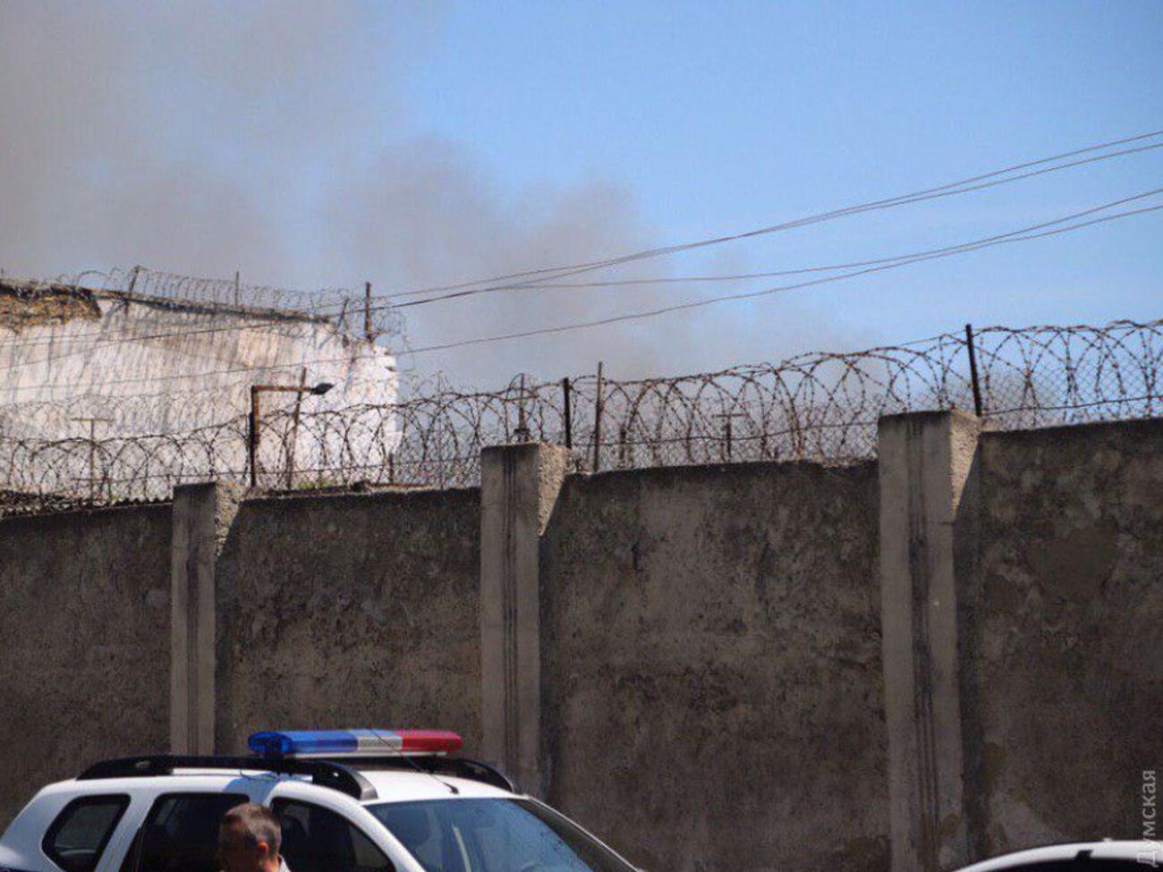 27 мая заключенные колонии №51 подожгли одно из помещений