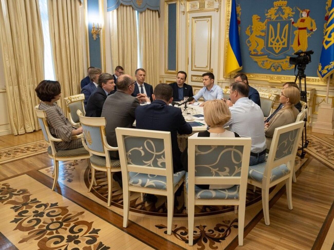 Зустріч Зеленського з лідерами фракцій і членами президії Верховної Ради відбулася 21 травня
