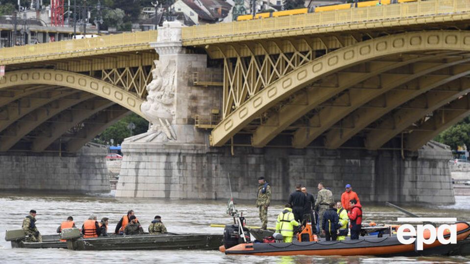 Спасатели продолжают поиски пропавших без вести
