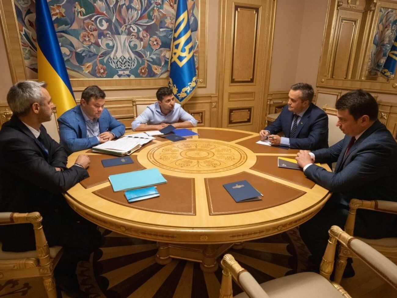 Зеленський &ndash; Ситнику і Холодницькому: Громадяни України вимагають невідворотності покарання для корупціонерів