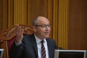 Парубій: У стенограмі справді є деякі перекручення тексту, вилучені деякі речення