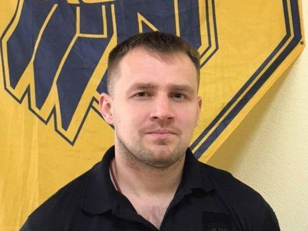 Денис Янтар:&nbsp;В связи со сменой власти в стране, а именно президента, остро стал вопрос реванша бывших регионалов (Януковича) в Украине