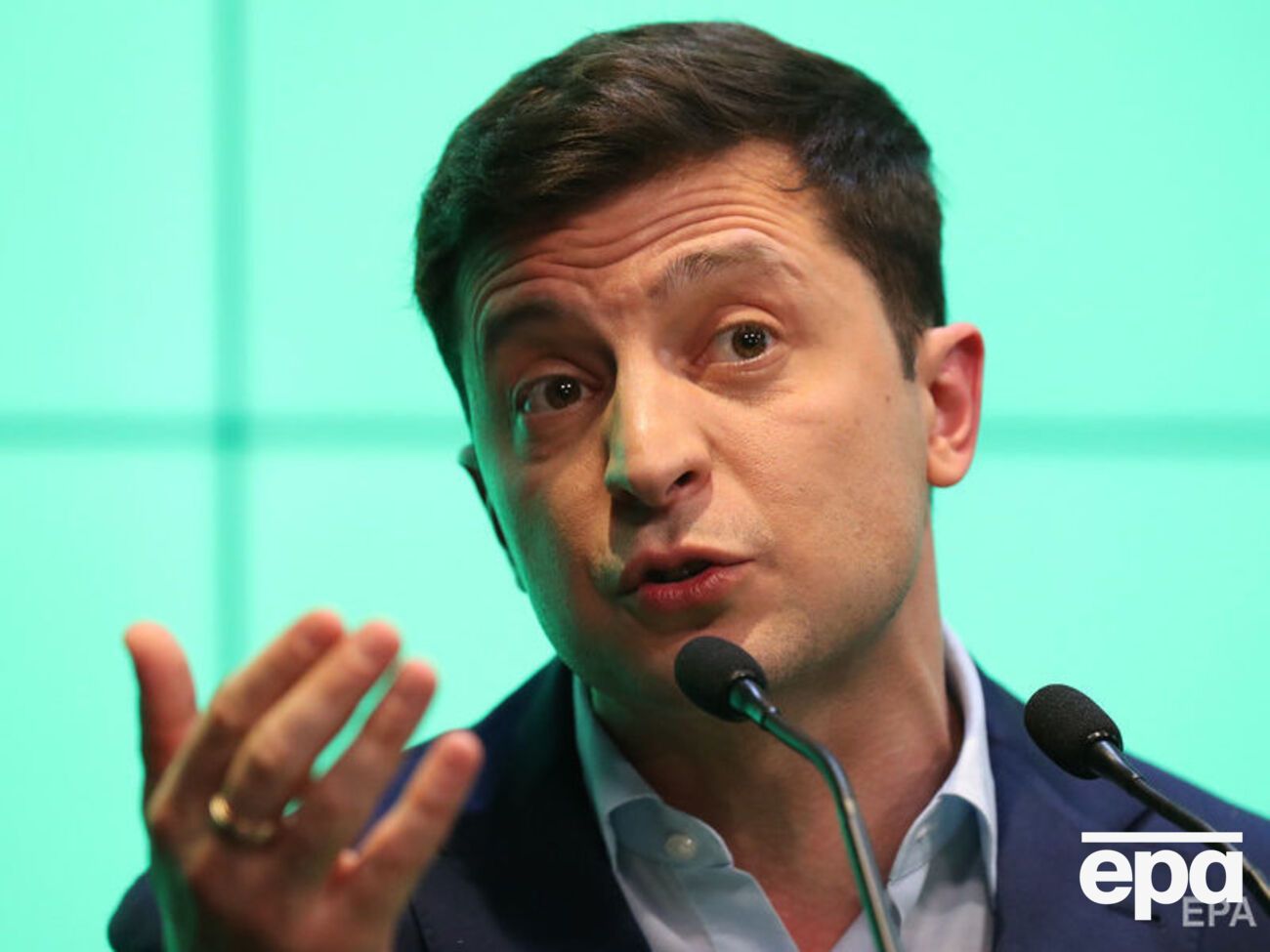 Зеленський запропонував призначити інавгурацію на 19 травня