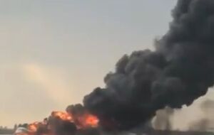 Повідомляють, що Superjet 100 повернувся в Шереметьєво через пожежу на борту