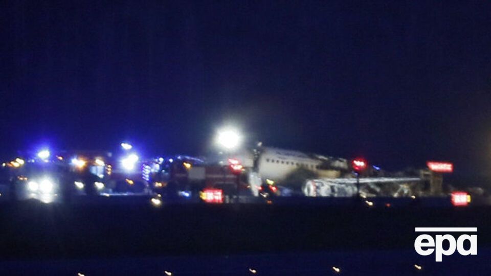 Самолет совершил жесткую посадку в Шереметьево вечером 5 мая