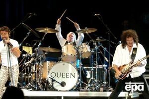 Збори від фільму принесли музикантам The Queen Браяну Мею, Роджеру Тейлору та Джону Дікону по £25 млн