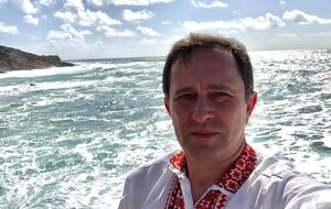 Садоха: Сегодняшняя акция москалей в Лиссабоне еще раз доказала настоящий характер "Бессмертного полка"