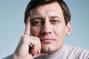 Чому інформацію про 41 загиблого в Шереметьєві приховували кілька годин? Варіант один – чекали ночі, щоб затушувати страшну новину