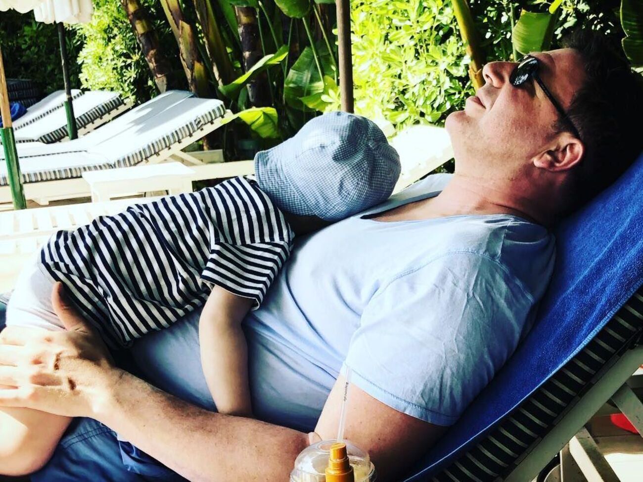 Віторган відпочиває із сином