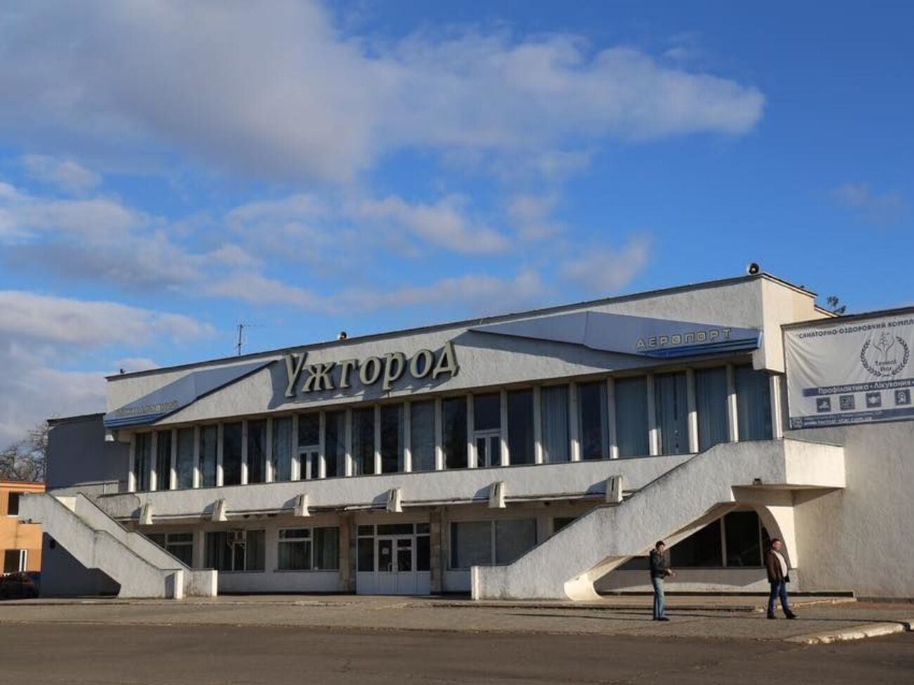 Рейси в аеропорт Ужгорода з Києва відкрили в березні