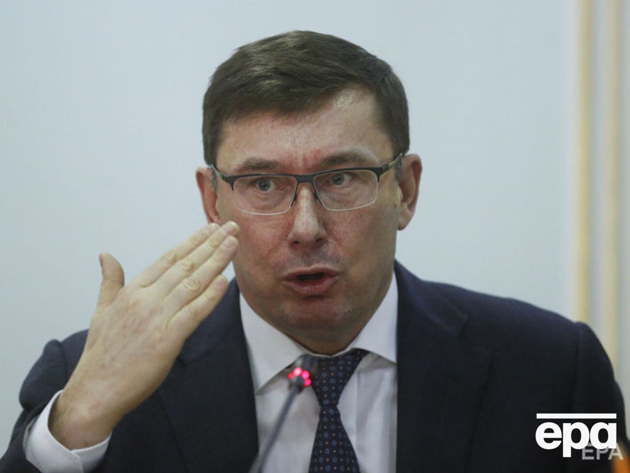 Луценко заявив, що Порошенко готовий дати свідчення у справі Майдану