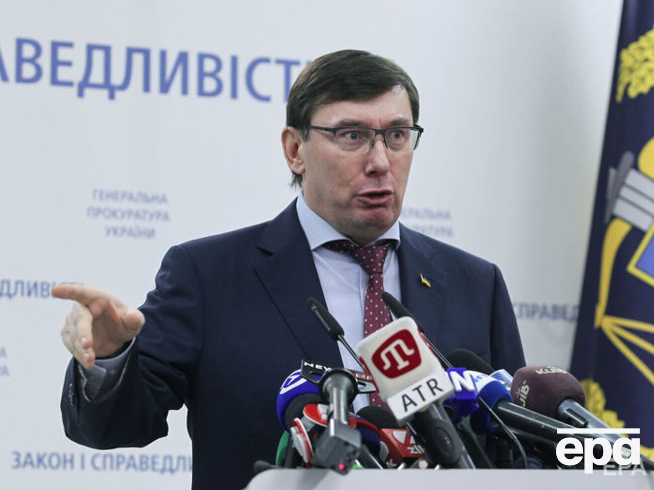 Луценко сказав, що не веде переговорів із Зеленським