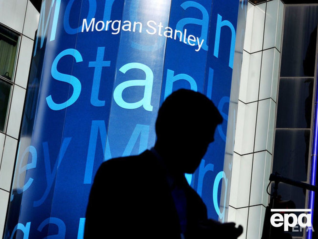 В Morgan Stanley&nbsp;отметили, что санкции США и Евросоюза серьезно осложнили доступ компаний из РФ к международным финансовым рынкам