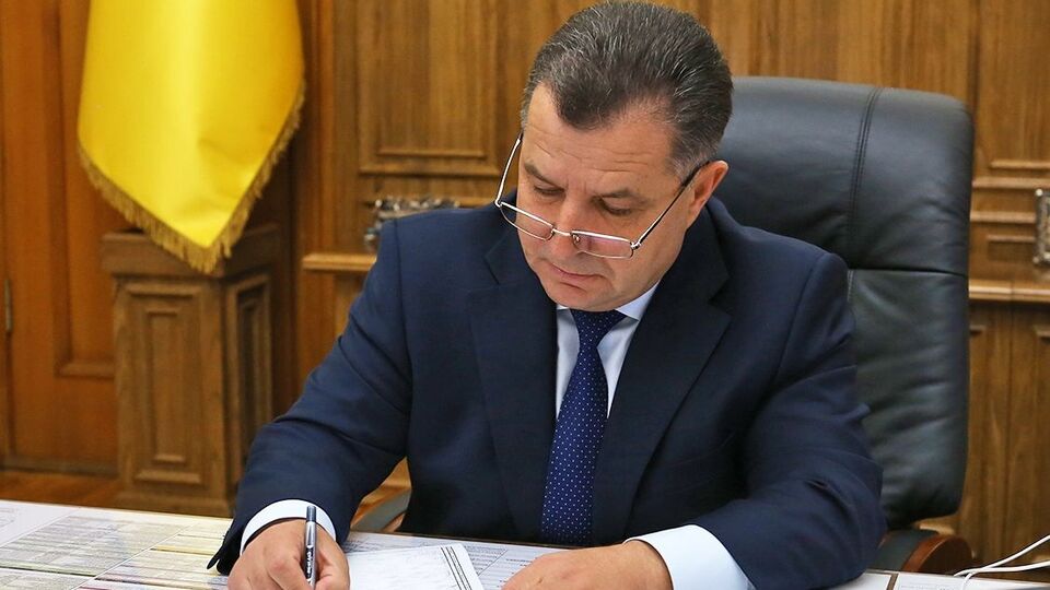 Полторак подписал приказ 8 мая
